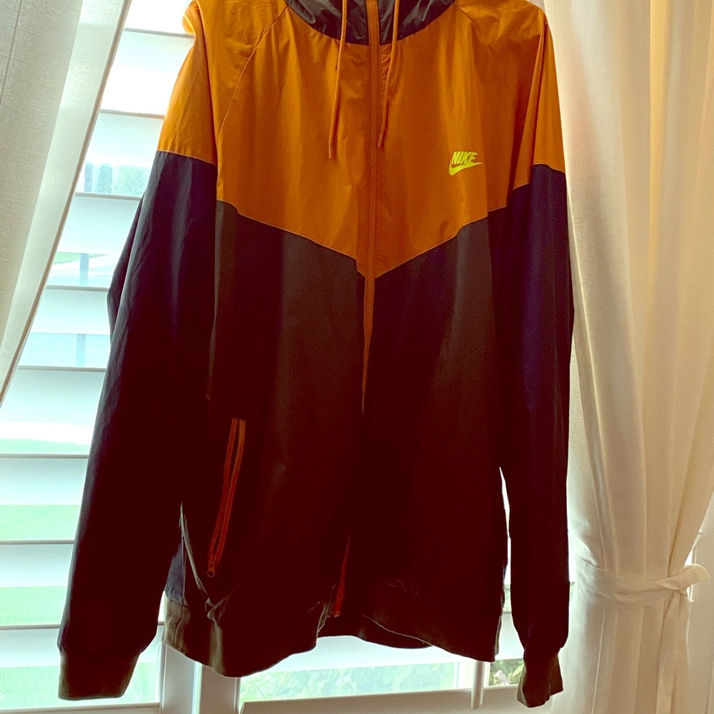 Nike windbreaker